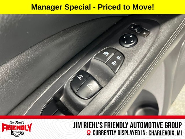 2018 Nissan Pathfinder SV