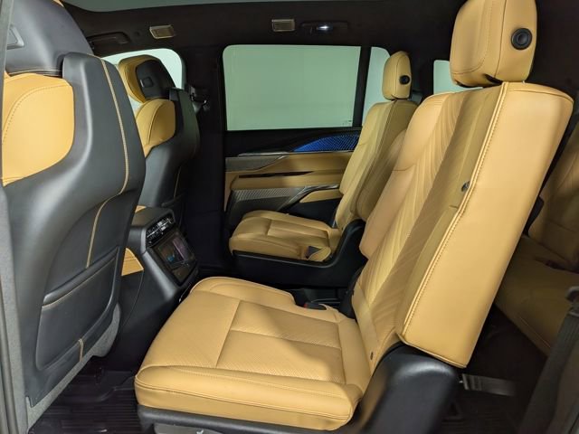 2025 Cadillac Escalade IQ Luxury 2