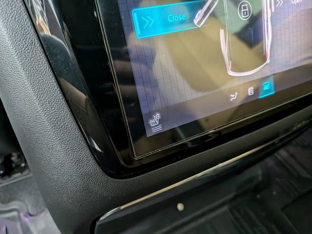 2025 Cadillac Escalade IQ Luxury 2