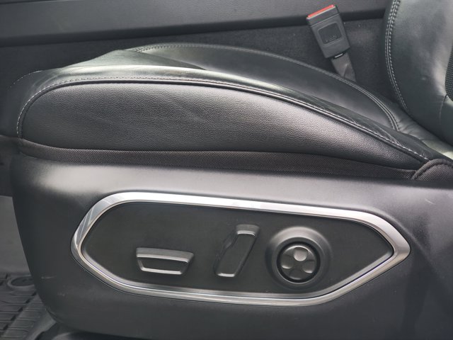 2024 Jeep Wagoneer Base