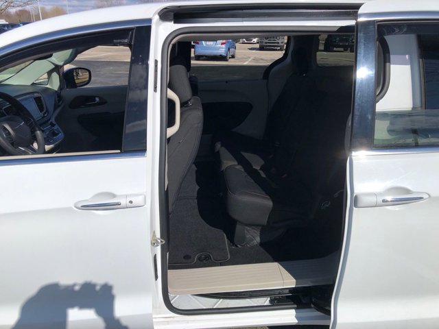 2017 Chrysler Pacifica Touring Plus