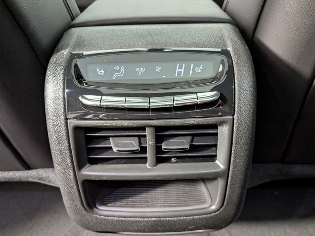 2026 Cadillac XT5 AWD Sport