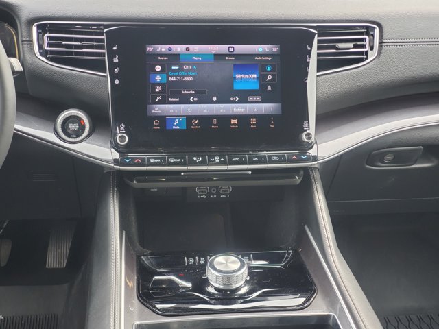 2024 Jeep Wagoneer Base