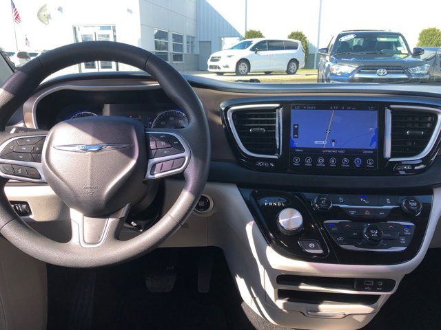 2017 Chrysler Pacifica Touring Plus