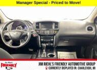 2018 Nissan Pathfinder SV