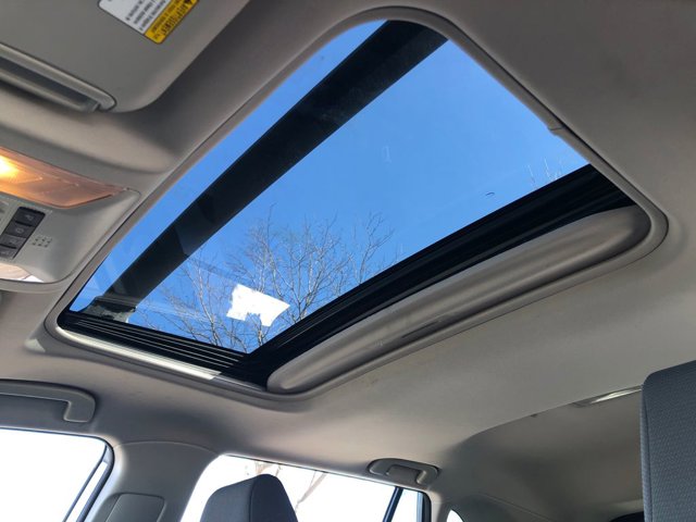 2019 Toyota RAV4 Hybrid XLE