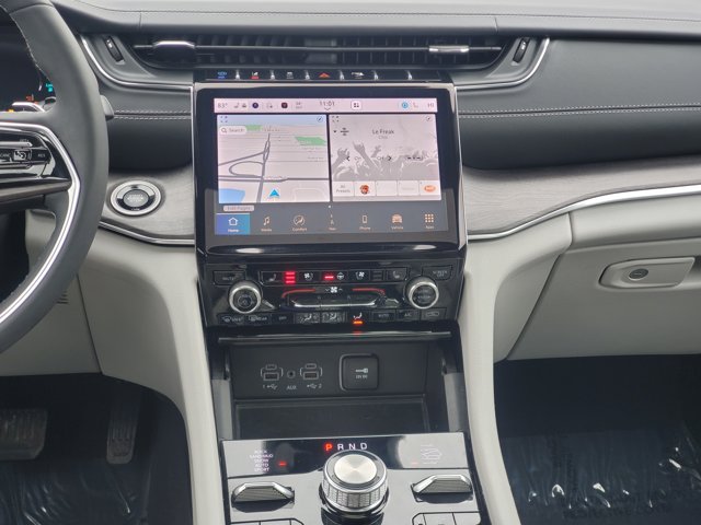 2022 Jeep Grand Cherokee 4xe Overland