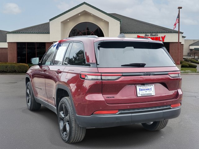 2024 Jeep Grand Cherokee Altitude