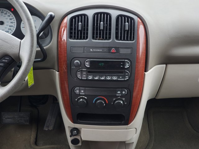 2006 Chrysler Town & Country SWB Base