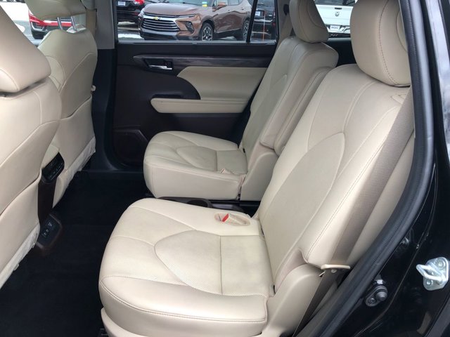 2021 Toyota Highlander Hybrid Limited