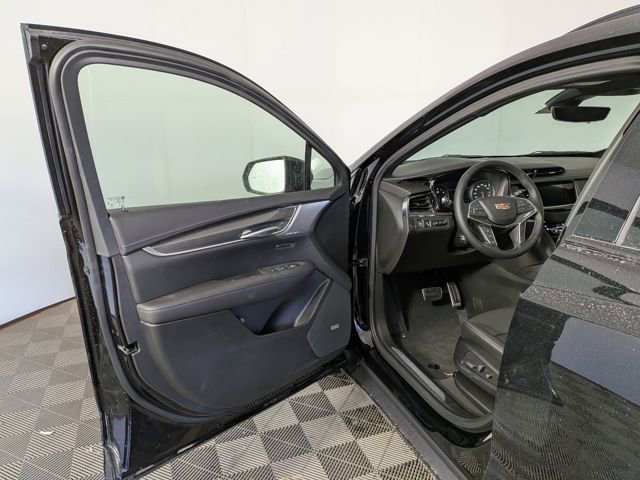 2026 Cadillac XT5 AWD Sport