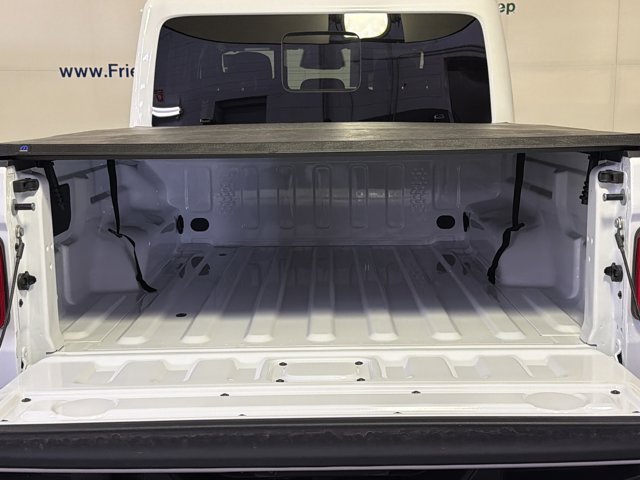 2026 Jeep Gladiator Sahara