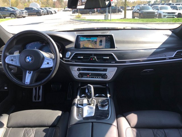 2022 BMW 7 Series 750i xDrive