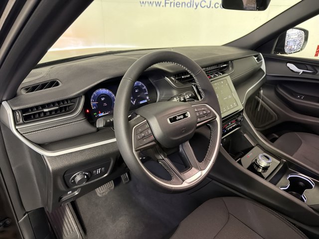 2025 Jeep Grand Cherokee L Laredo X