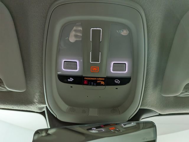 2025 Volvo XC40 Plus Dark Theme