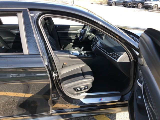 2022 BMW 7 Series 750i xDrive