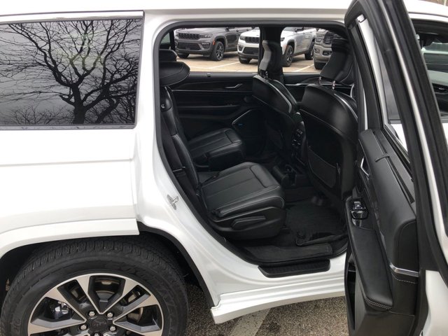 2022 Jeep Grand Cherokee L Overland