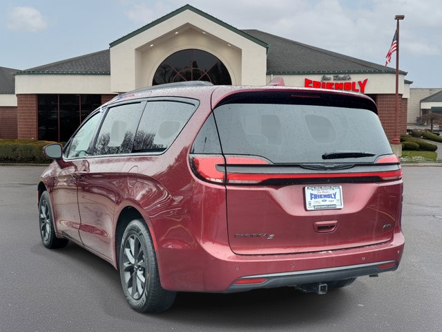 2021 Chrysler Pacifica Touring L