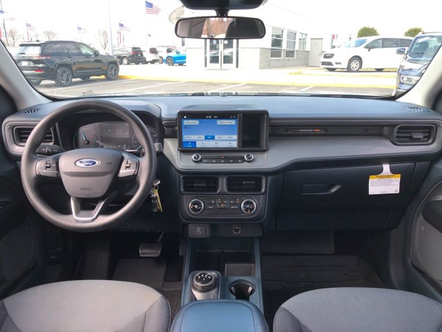 2022 Ford Maverick XL