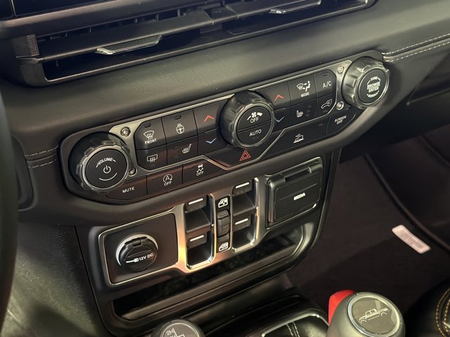 2026 Jeep Gladiator Sahara