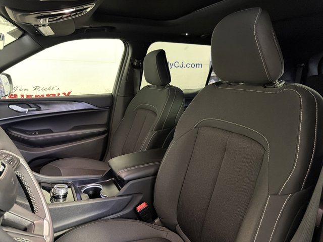 2025 Jeep Grand Cherokee L Laredo X