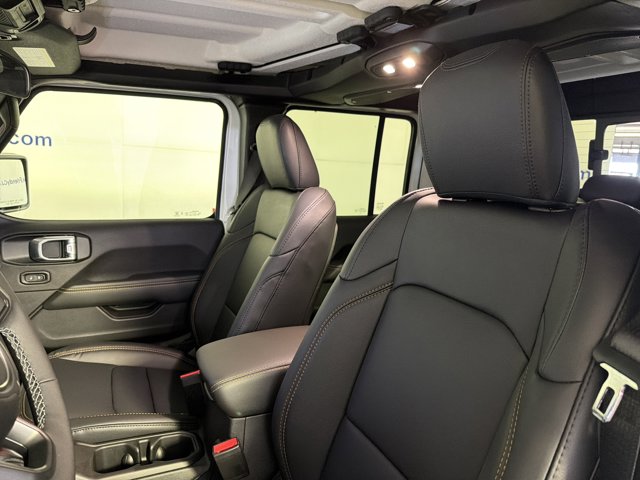 2026 Jeep Gladiator Sahara