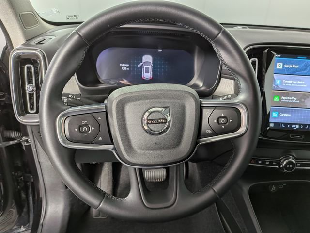 2025 Volvo XC40 Plus Dark Theme