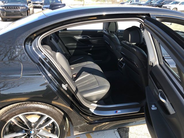 2022 BMW 7 Series 750i xDrive