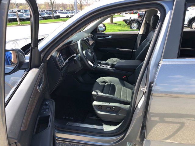 2024 Volkswagen Atlas 2.0T SEL