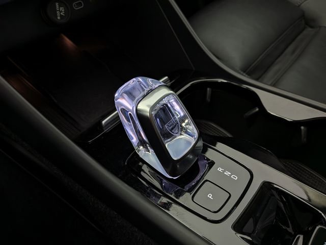 2025 Volvo XC40 Plus Dark Theme