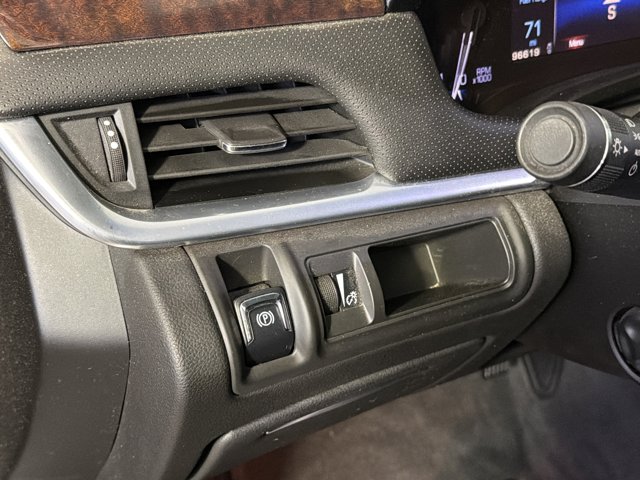 2013 Cadillac XTS Luxury