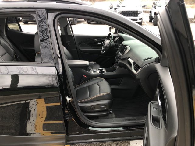 2022 GMC Terrain AT4