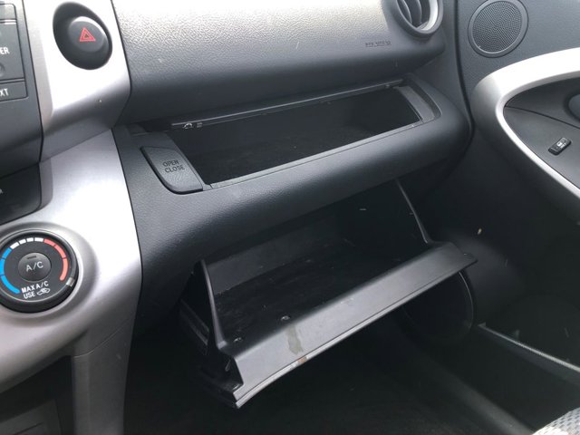 2006 Toyota RAV4 Sport