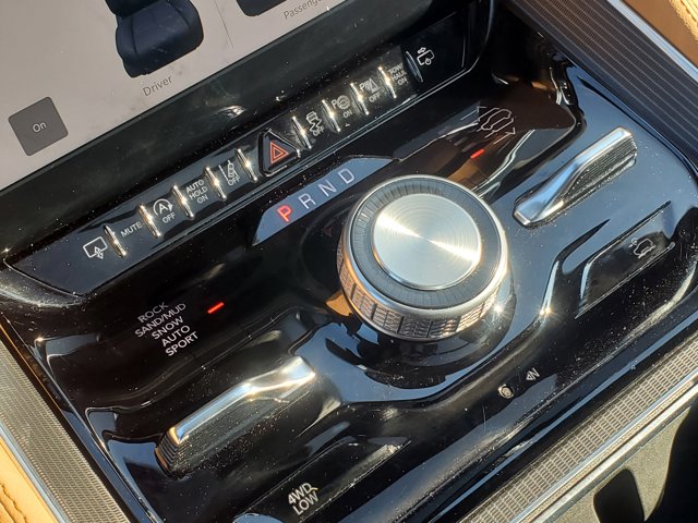 2025 Jeep Grand Wagoneer L Series III Obsidian