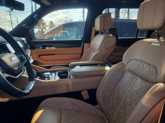 2025 Jeep Grand Wagoneer L Series III Obsidian