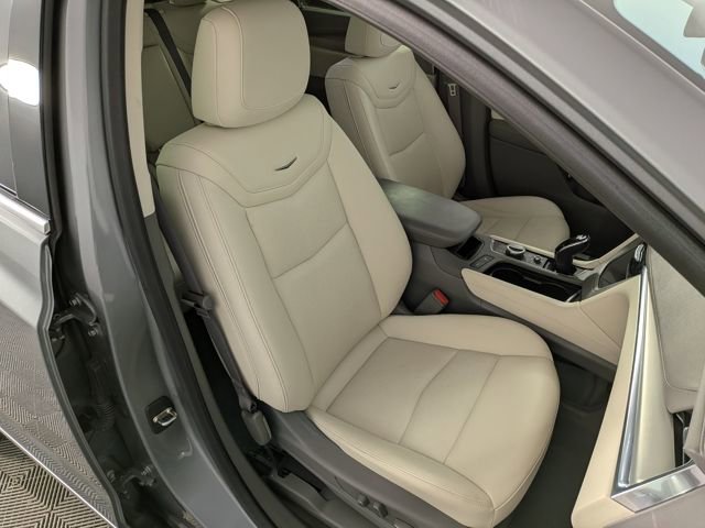 2024 Cadillac XT5 FWD Premium Luxury