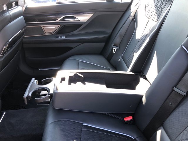 2022 BMW 7 Series 750i xDrive