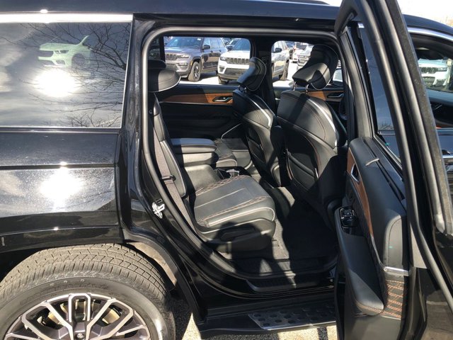 2022 Jeep Grand Cherokee L Summit Reserve