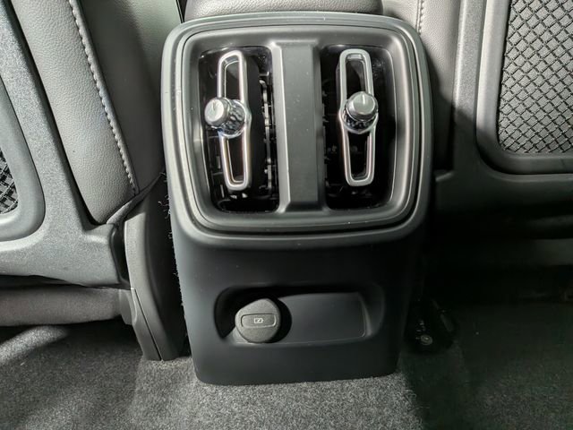 2025 Volvo XC40 Plus Dark Theme