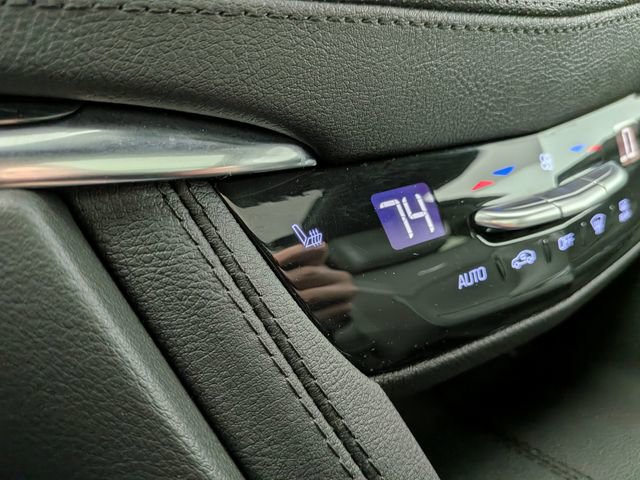 2023 Cadillac XT5 FWD Premium Luxury