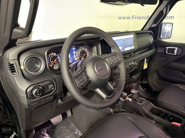 2026 Jeep Gladiator Sahara