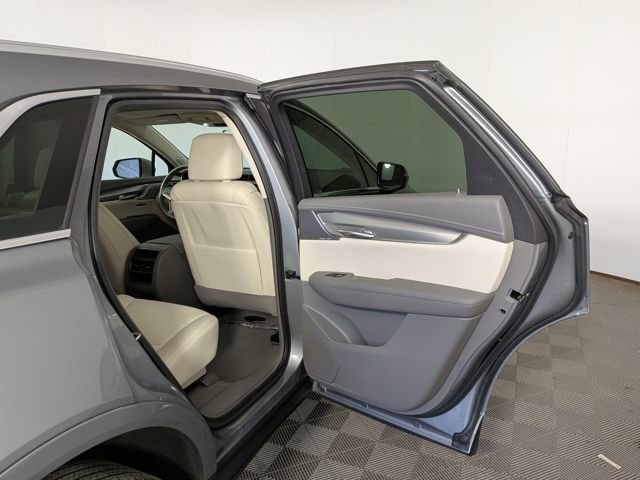 2024 Cadillac XT5 FWD Premium Luxury