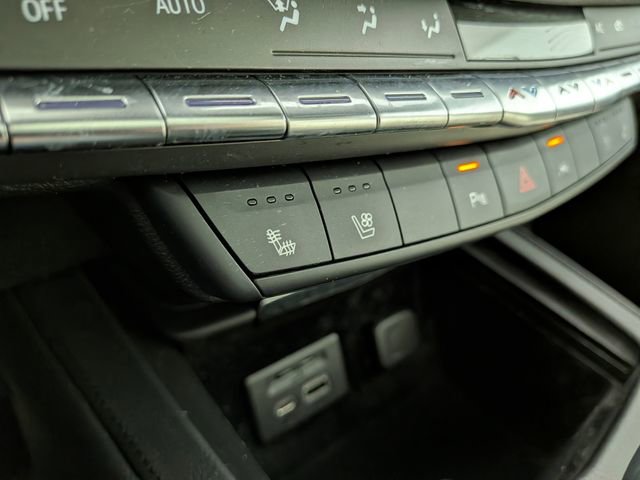 2023 Cadillac XT4 AWD Sport