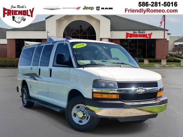 2008 Chevrolet Express 3500's photo