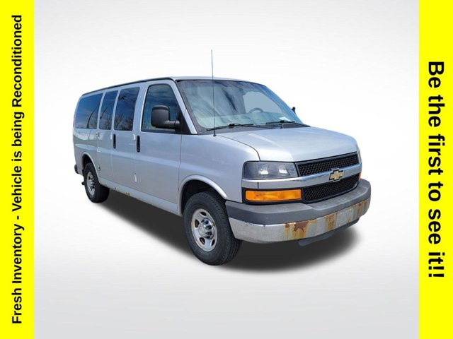 2010 Chevrolet Express Passenger LT