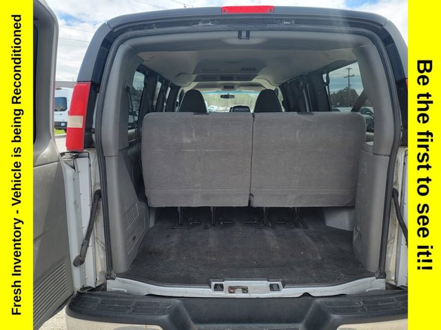 2010 Chevrolet Express Passenger LT