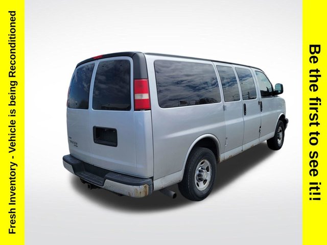 2010 Chevrolet Express Passenger LT