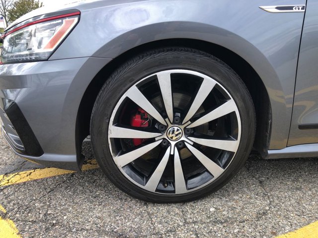 2018 Volkswagen Passat V6 GT