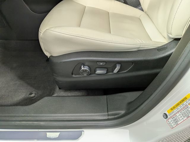 2023 Cadillac XT4 AWD Sport