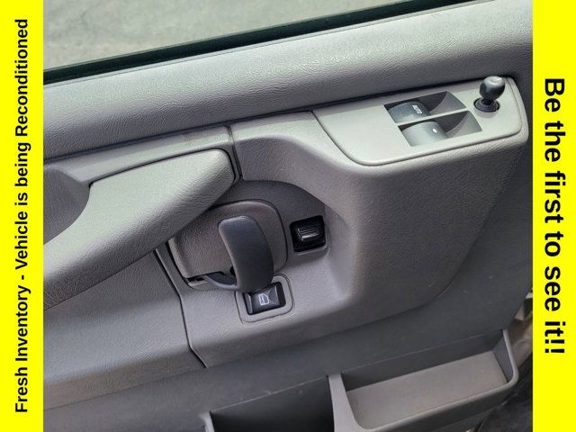 2010 Chevrolet Express Passenger LT